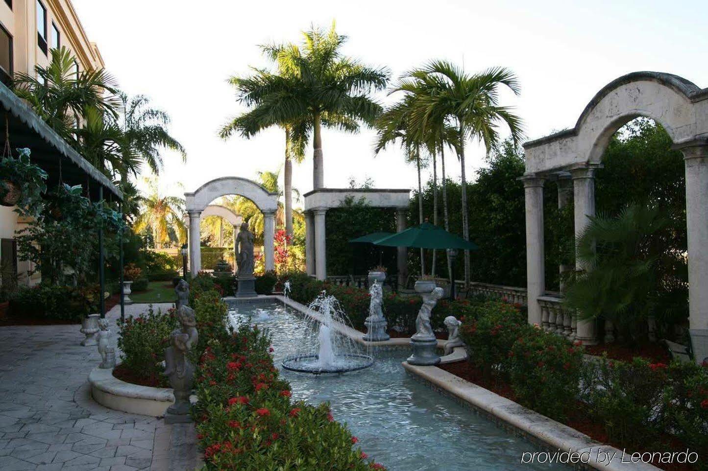 Hampton Inn Palm Beach Gardens Exterior foto